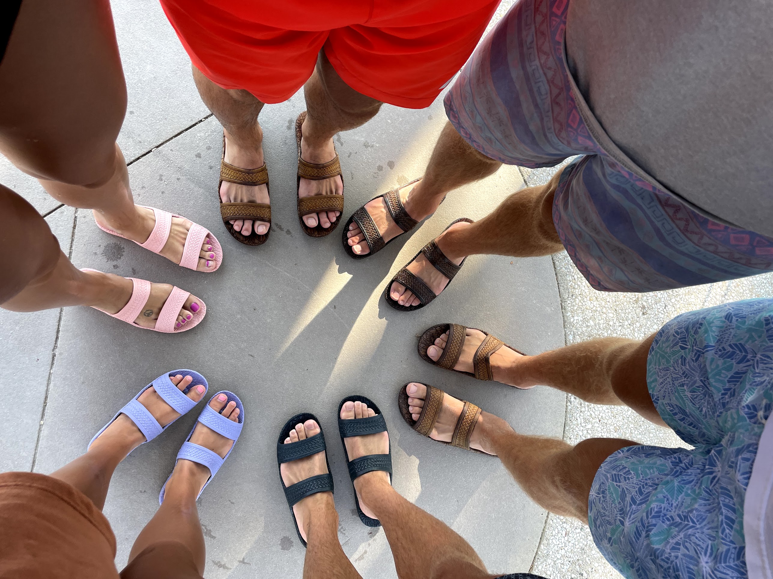 picture of feet in sandals
